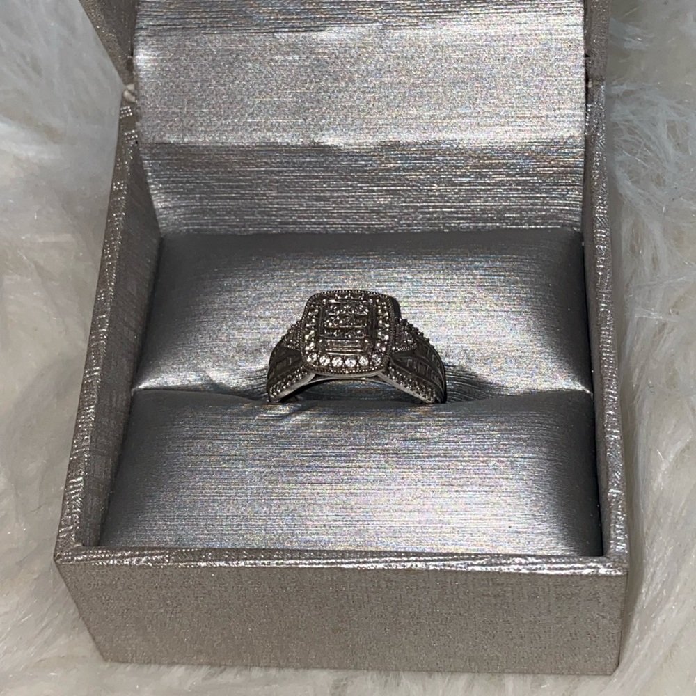 Diamond Ring Size 7 - Picture 3 of 3